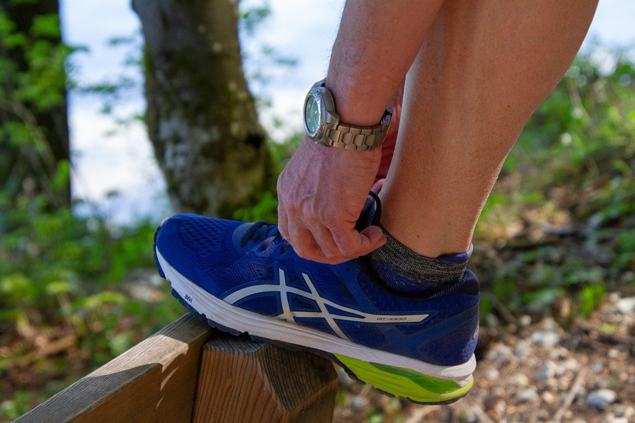 You are currently viewing Which One Is Better: Running Shoes Vs Trail Runners?