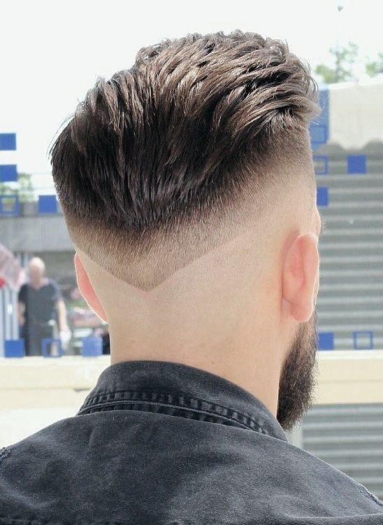 Style 6 for V-shaped haircuts for men